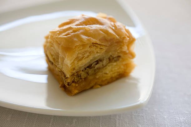 Beyzade Baklava with Walnut クルミ入りバクラヴァ 250g