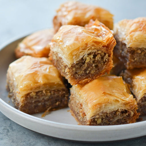 Beyzade Baklava with Walnut クルミ入りバクラヴァ 500g